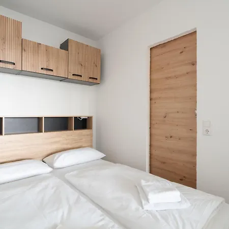 Bravo Zulu Apartament *